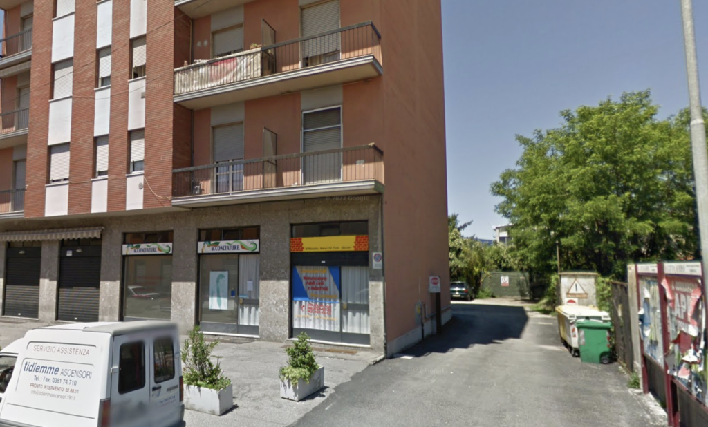 Piccolo negozio/ufficio di 40mq con vetrina su strada – Lucernate